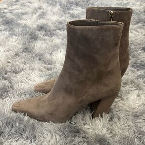 Jimmy Choo Zadie 85 taupe block heel boots booties zip closure Italy size 41 1/2